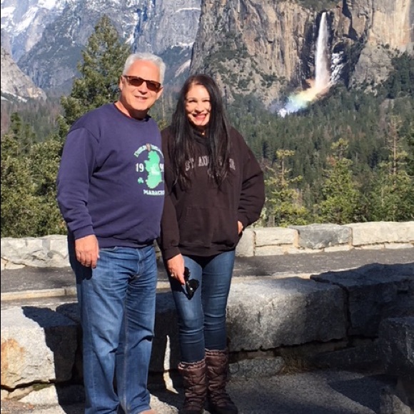 Meet your Posher - Picture 2 of 3